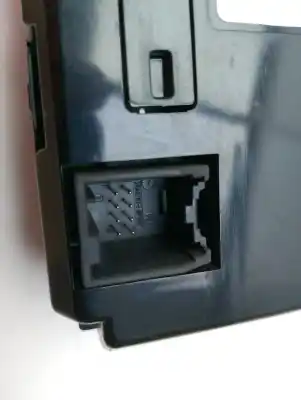 Peça sobressalente para automóvel em segunda mão display gps / multimídia por opel astra j (p10) 1.7 cdti (68) referências oem iam 22858076  565412769