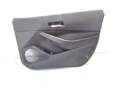 Peça sobressalente para automóvel em segunda mão forra / revestimento da porta dianteira direita por toyota corolla (e21) sedan 1.8 16v hybrid referências oem iam 6761002x00c7