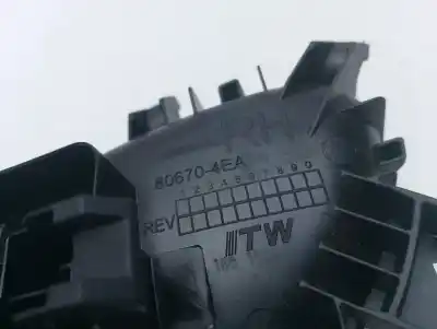 Second-hand car spare part interior right front handle for renault kadjar bose edition oem iam references 806704ea1a  