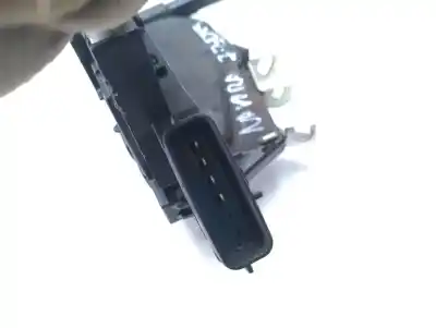 Автозапчасти б/у замок задней левой двери за nissan navara pick-up (d40m) 2.5 dci diesel cat ссылки oem iam 82501ea811  