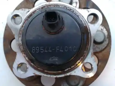 Peça sobressalente para automóvel em segunda mão cubo por toyota corolla (e21) hybrid advance referências oem iam 4245002270  89544f4010