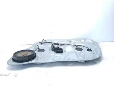 Peça sobressalente para automóvel em segunda mão elevador de vidros dianteiro direito por kia cee´d emotion referências oem iam 824811h000  