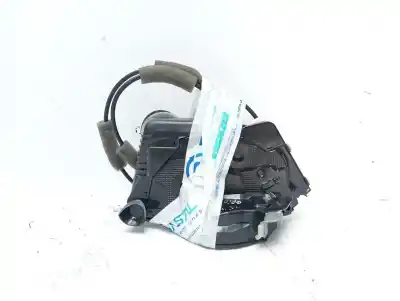 Tweedehands auto-onderdeel deurslot rechts voor voor toyota yaris hybrid active oem iam-referenties 69030k0040