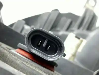 Gebrauchtes Autoersatzteil rechter scheinwerfer zum toyota auris (_e15_) 1.4 d-4d (nde150_) oem-iam-referenzen 8113002a40  89904588