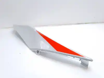 Second-hand car spare part decorative moulding for aprilia tuono v4 r * oem iam references 2b006977  