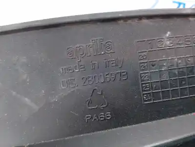 Автозапчастина б/у молдинг для aprilia tuono v4 r * посилання на oem iam 2b006973  