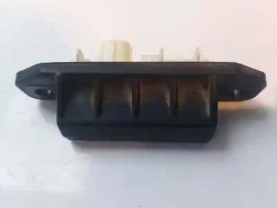 Автозапчастина б/у зовнішня ручка ворот для toyota yaris (_p13_) 1.5 hybrid (nhp130_) посилання на oem iam 6943048030  