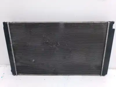 Pièce détachée automobile d'occasion Radiateur D'eau pour TOYOTA RAV4 Hybrid 4x2 Advance Références OEM IAM 1640025130  4221353980