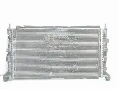 Pièce détachée automobile d'occasion RADIATEUR D'EAU pour FORD FOCUS LIM. (CB4)  Références OEM IAM 1357325  3M5H8005