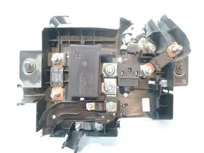 Second-hand car spare part fuse box unit for volvo xc 40 business plus awd oem iam references 32200334