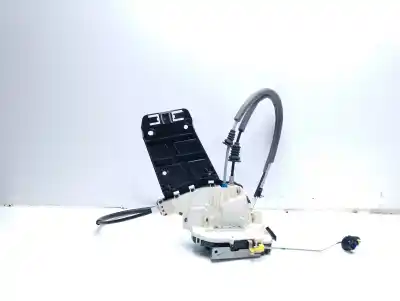 Second-hand car spare part left front door lock for jeep compass 2.0 crd cat oem iam references 68211097ab