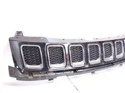 Second-hand car spare part front grille for jeep compass 2.0 crd cat oem iam references 6ba20tzzab  