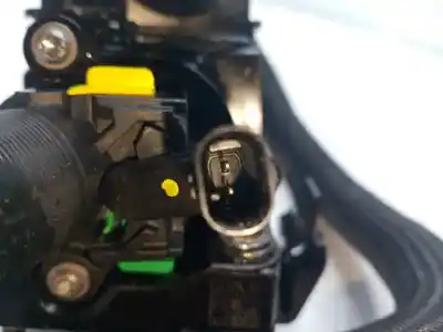 Pezzo di ricambio per auto di seconda mano termostato per citroen c4 picasso sx riferimenti oem iam 9812113780  