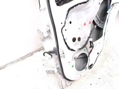 Автозапчастина б/у двері задні праві для toyota yaris (_p13_) 1.5 hybrid (nhp130_) посилання на oem iam 67003k2010  