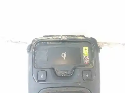 Pezzo di ricambio per auto di seconda mano bracciolo centrale per toyota corolla (e21) hybrid advance riferimenti oem iam 5881002061c0  