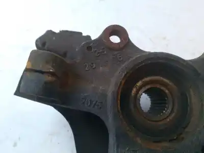 Pezzo di ricambio per auto di seconda mano attacco anteriore destro per opel corsa c (x01) 1.7 dti (f08 f68) riferimenti oem iam 55703153  