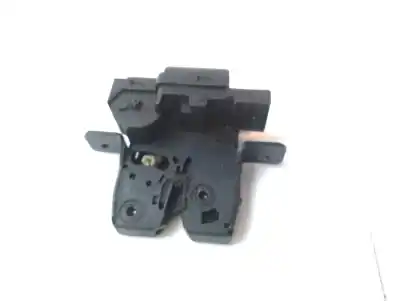 Piesă de schimb auto la mâna a doua ÎNCUIETOARE PORBAGAJ pentru RENAULT LAGUNA II (BG0)  Referințe OEM IAM 8200257615  