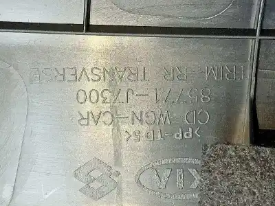 Peça sobressalente para automóvel em segunda mão molduras traseiras por kia ceed business referências oem iam 85770j7300wk  