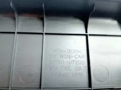 Peça sobressalente para automóvel em segunda mão moldagem por kia ceed business referências oem iam 81761u7200  