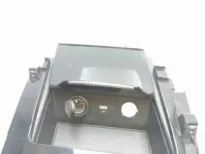 Peça sobressalente para automóvel em segunda mão moldagem por kia ceed business referências oem iam 84651j7000fhv  