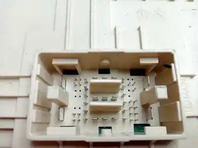 Peça sobressalente para automóvel em segunda mão caixa de fusíveis e relés por kia ceed business referências oem iam 91951j7900  