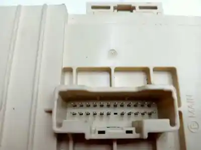 Peça sobressalente para automóvel em segunda mão caixa de fusíveis e relés por kia ceed business referências oem iam 91951j7900  