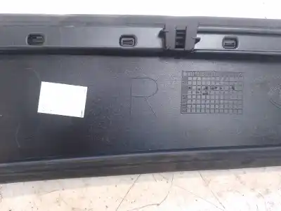 Peça sobressalente para automóvel em segunda mão moldagem por kia ceed business referências oem iam 81676j7300  