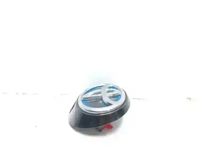 Автозапчасти б/у обивка пола багажника за toyota c-hr (_x1_) 1.2 (ngx10_) ссылки oem iam 6793002061  