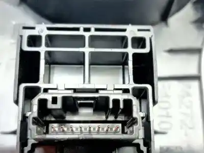 Peça sobressalente para automóvel em segunda mão botão / interruptor elevador vidro traseiro esquerdo por toyota c-hr (_x1_) 1.2 (ngx10_) referências oem iam 74272f4010  