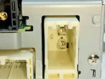 Автозапчастина б/у багатофункційний дисплей для toyota yaris (_p13_) 1.3 (nsp130_) посилання на oem iam 861400d010  