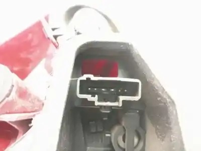 Piesă de schimb auto la mâna a doua LAMPÃ SPATE DREAPTA pentru PEUGEOT 207 CC (WD_)  Referințe OEM IAM 6351Y7  
