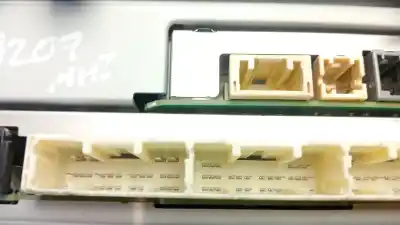 Second-hand car spare part multifunction display for toyota yaris active oem iam references 86140yp032  