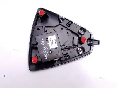 Автозапчастина б/у внутрішне світло для toyota c-hr (_x1_) 1.2 (ngx10_) посилання на oem iam 81260f4060  700003252