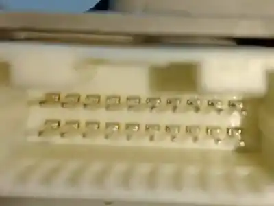 Peça sobressalente para automóvel em segunda mão luz interior por toyota corolla (e21) hybrid advance referências oem iam 8126002a61c0  