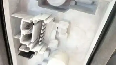 Second-hand car spare part right tailgate light for renault grand modus authentique oem iam references 8201012188  