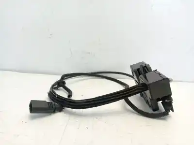 Автозапчастина б/у замок капота для seat leon (5f1) 1.4 16v tsi act посилання на oem iam 5f0823509d  