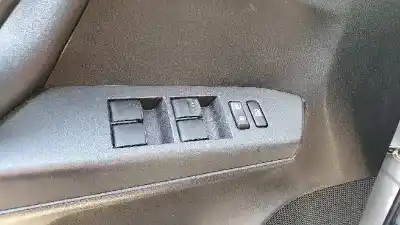 Peça sobressalente para automóvel em segunda mão botão / interruptor elevador vidro dianteiro esquerdo por toyota rav 4 advance hybrid referências oem iam 7423142270