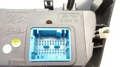 Pièce détachée automobile d'occasion COMMANDE DE CLIMATISATION / CHAUFFAGE pour PEUGEOT 208  Références OEM IAM 96722471XU  