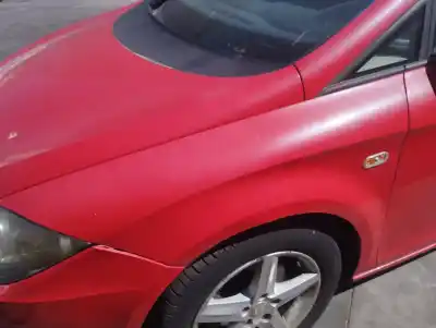 Peça sobressalente para automóvel em segunda mão GUARDA-LAMAS DIANTEIRO ESQUERDO por SEAT LEON (1P1)  Referências OEM IAM 1P0821021A  