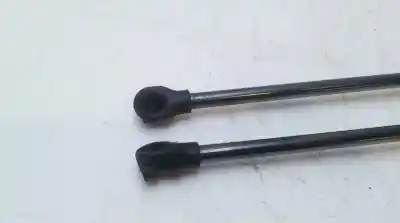 Автозапчастина б/у задній амортизатор для toyota c-hr hybrid active посилання на oem iam 68960f4052 / 68950f4052  