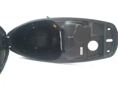 Автозапчасти б/у сиденье правое переднее за sym symphony 125 * ссылки oem iam 77200x43020t1  77200x43020t1r