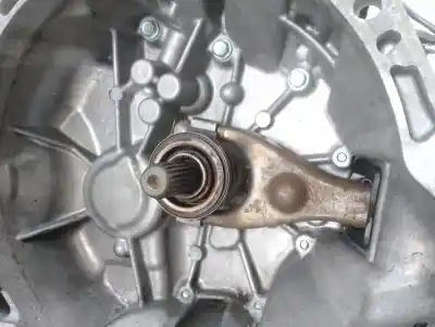 Автозапчастина б/у коробка передач для toyota yaris (_p1_) 1.4 d-4d (nlp10_) посилання на oem iam 3030052230  c150n