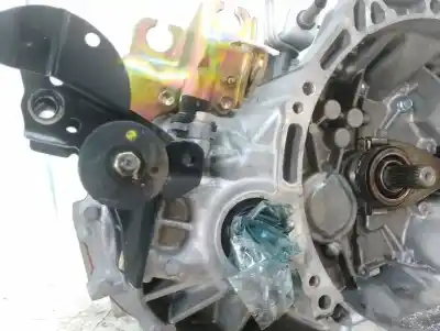 Автозапчастина б/у коробка передач для toyota yaris (_p1_) 1.4 d-4d (nlp10_) посилання на oem iam 3030052230  c150n