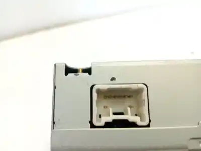 Автозапчастина б/у аудіо система / радіо cd для toyota yaris (_p1_) 1.4 d-4d (nlp10_) посилання на oem iam 8611000d040   Автозапчастина б/у аудіо система / радіо cd для toyota yaris (_p1_) 1.4 d-4d (nlp10_) посилання на oem iam 8611000d040