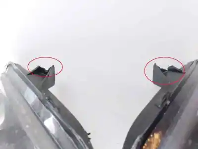 Second-hand car spare part right headlight for sym symphony 125 * oem iam references 33100ata020  