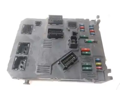 Pezzo di ricambio per auto di seconda mano Scatola Relè/fusibili per PEUGEOT 206 FASTBACK (2A/C) 1.6 16V Riferimenti OEM IAM 1650882680 9645747480 