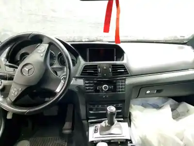 Recambio de automóvil de segunda mano de SALPICADERO para MERCEDES-BENZ CLASE E COUPÉ (C207)  referencias OEM IAM A2076800087  