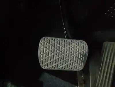 Second-hand car spare part Brake Pedal for MERCEDES-BENZ CLASE E COUPÉ (C207) E 350 CDI (207.322) OEM IAM references A2042902001  