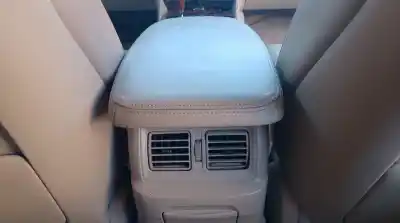 Автозапчастина б/у центральний подлокник для lexus gs (_s19_) 450h (grs191_, gws191_) посилання на oem iam 5881030a20a0  