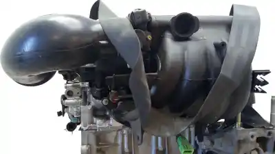 Автозапчастина б/у двигун комплект для peugeot 206 hatchback (2a/c) 1.4 i посилання на oem iam 01359z kfx kfx 10fs8u psa 31749440